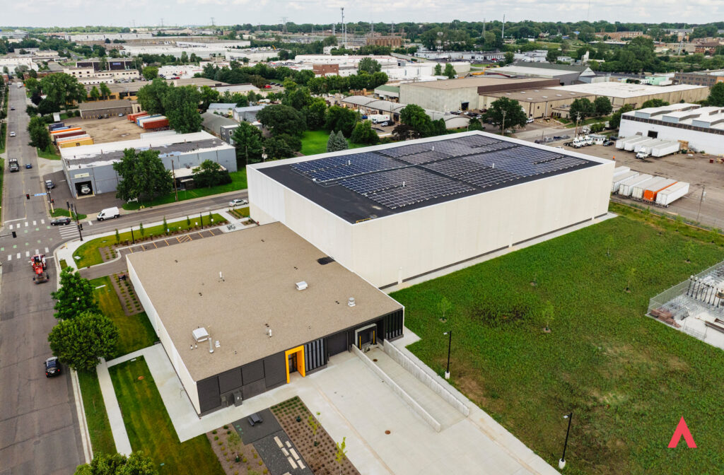 Darcy P250 UMN Offsite Collections Facility (OCF) geothermal system in Minneapolis, MN Rooftop Solar Array